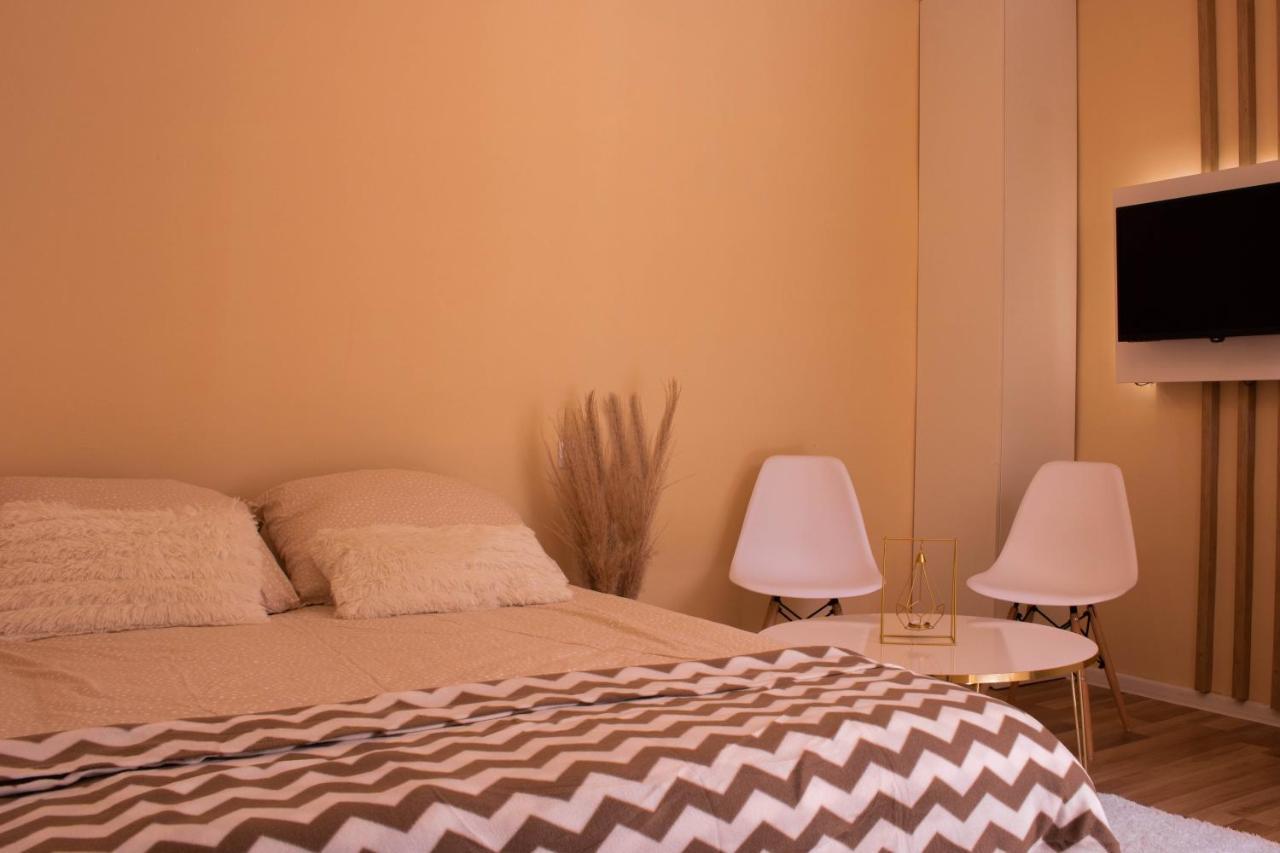 Luxury Studio Apartment Мостар Экстерьер фото